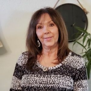 Meet your Posher, Sherry